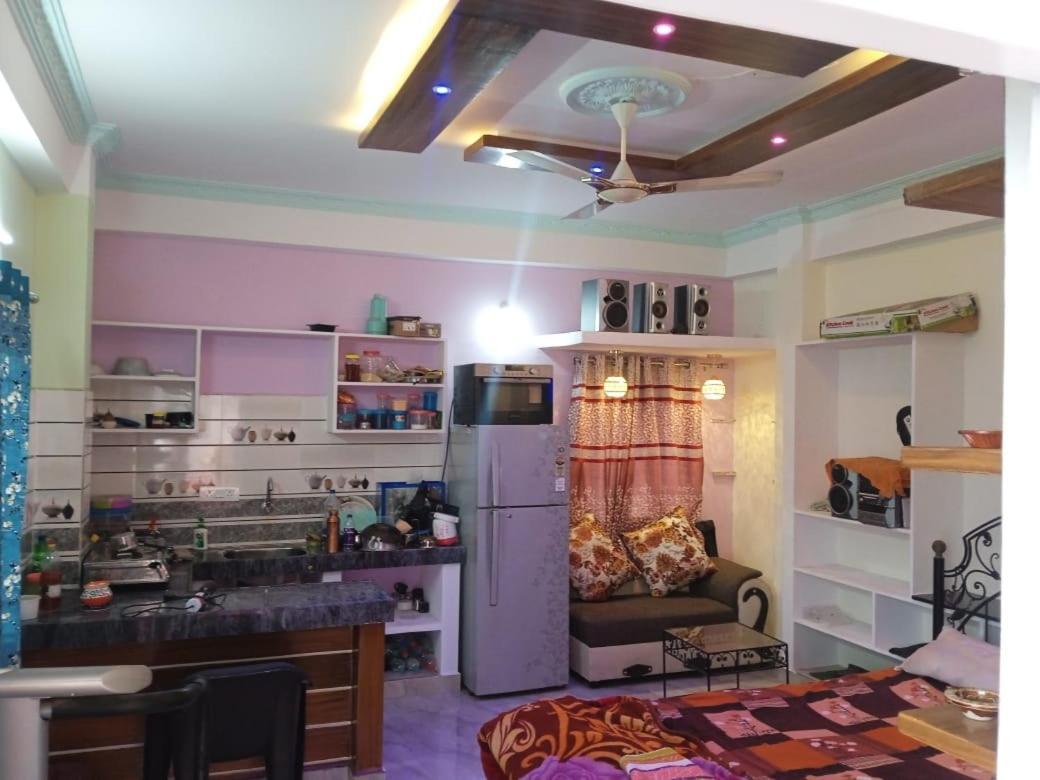 Dziire Service Apartment Hyderabad Exteriör bild