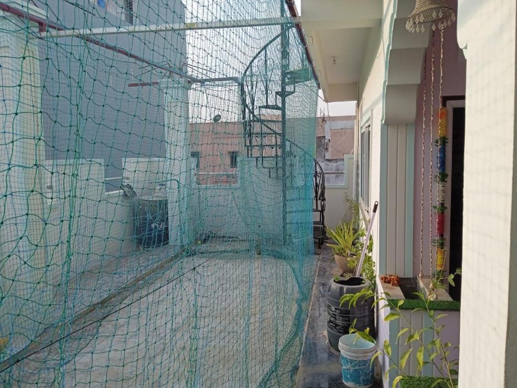 Dziire Service Apartment Hyderabad Exteriör bild